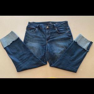 1822 Denim Taylor Roll Cuff Crop Jeans